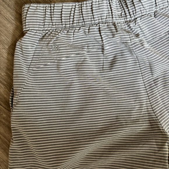 Grey/white striped LuLu Lemon shorts - Picture 2 of 3